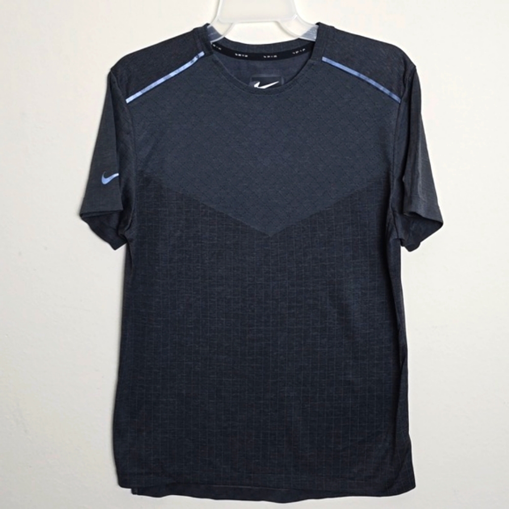 Men's Nike Shirt